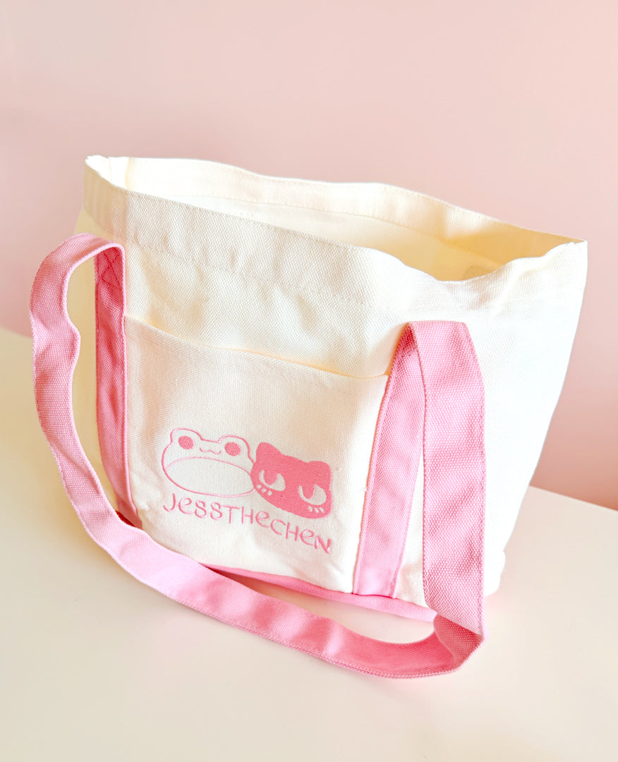 Large tote bag with frog and cat graphic